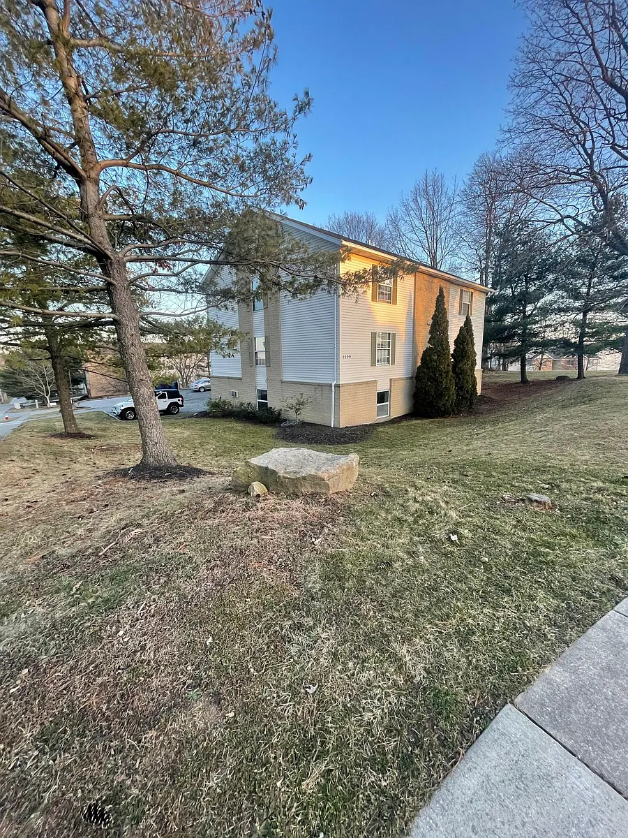 Building Photo - 1509 Bailey Rd #1B