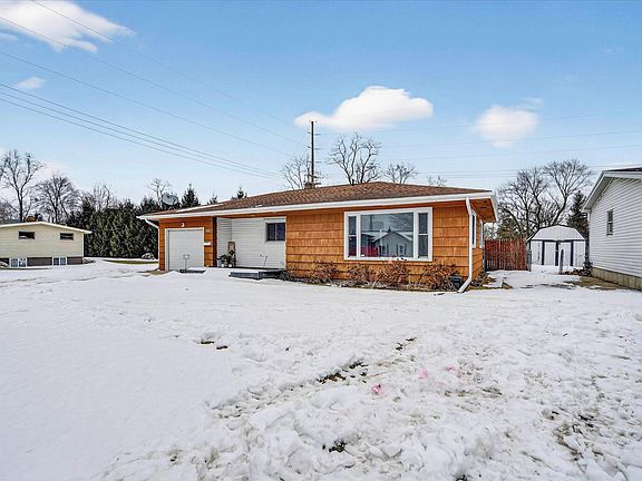 4th image of 527 Riverside Dr