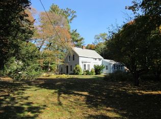 16 Nabbys Point Rd, Ipswich, MA 01938