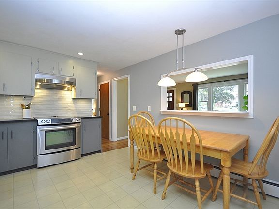 5th image of 451 West St