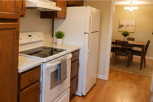 2 bed, 970 sqft, $1,900 — Photo 4