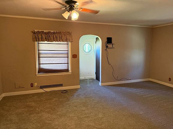 3rd image of 206 S F St