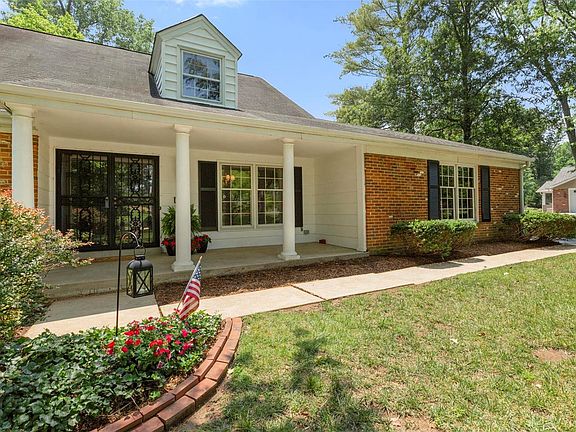 2nd image of 12306 Borcherding Ln