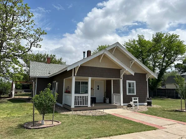 208 N Logan St, Hanston, KS 67849