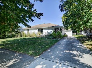 1906 Sachtjen St, Madison, WI 53704