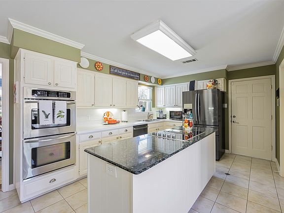 5th image of 2119 River Ridge Rd