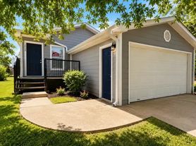 15858 Clarke Springs Dr, Houston, TX