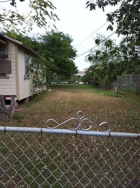 1st image of 1921 E Ringgold St