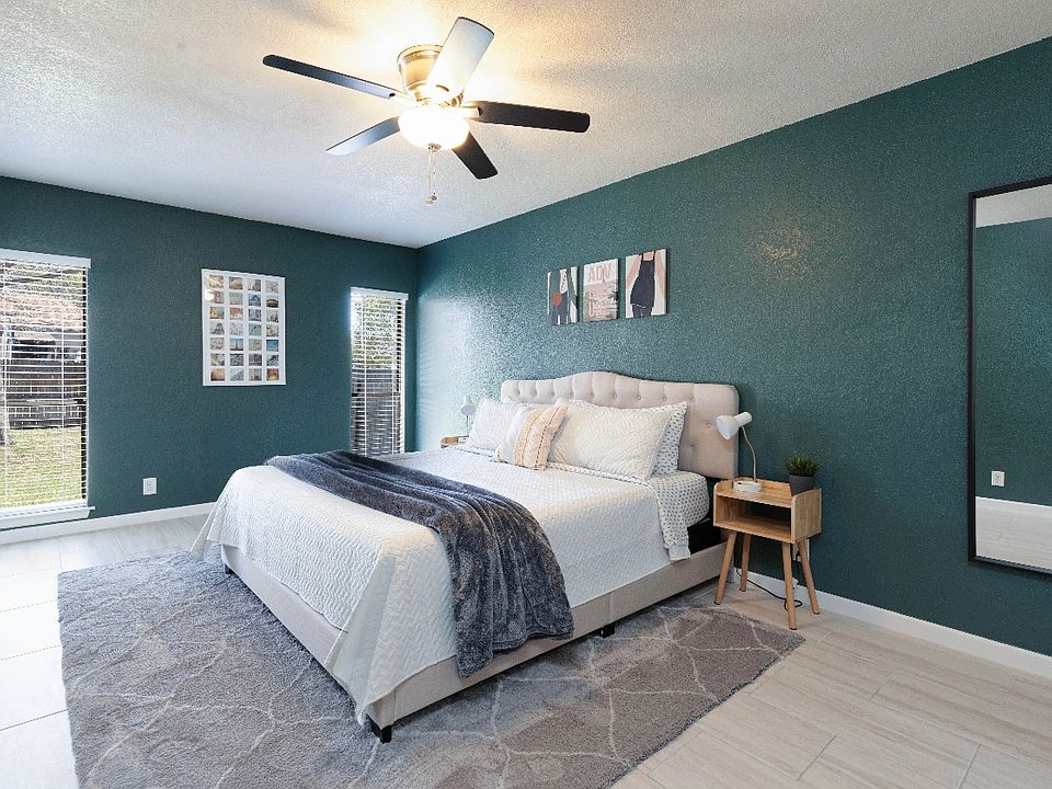 1st image of 903 Rolling Rock Dr