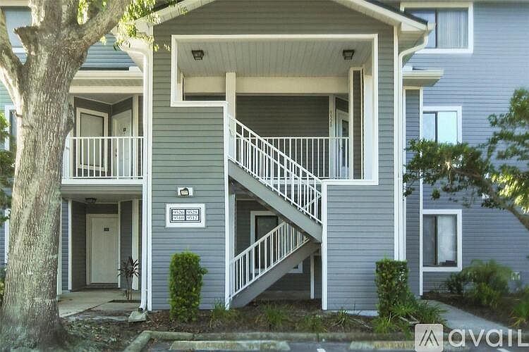 1st image of 9528 Darien Ave