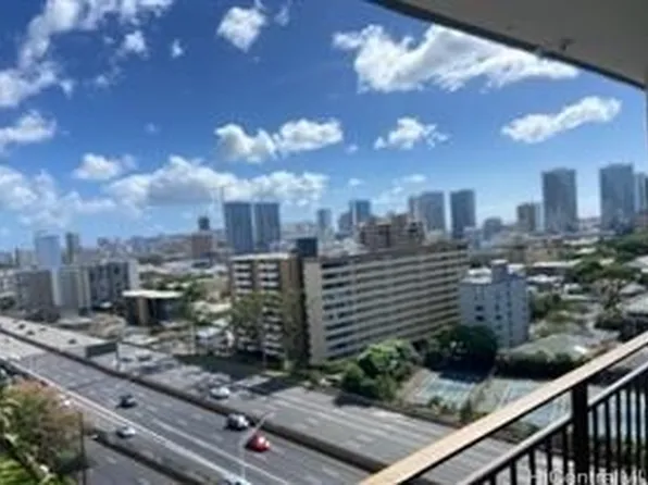 1415 Victoria St APT 915, Honolulu, HI 96822