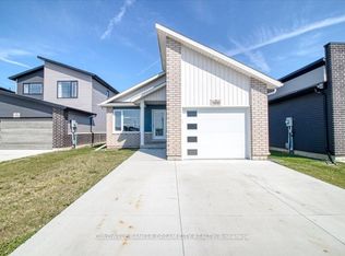 100 Arrowhead Ln, Chatham Kent, ON N7M0T2