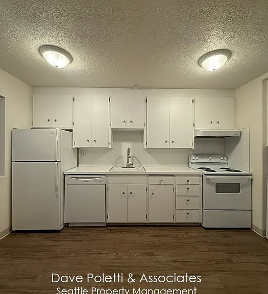 2751 61st Ave SE #3 — Photo 4