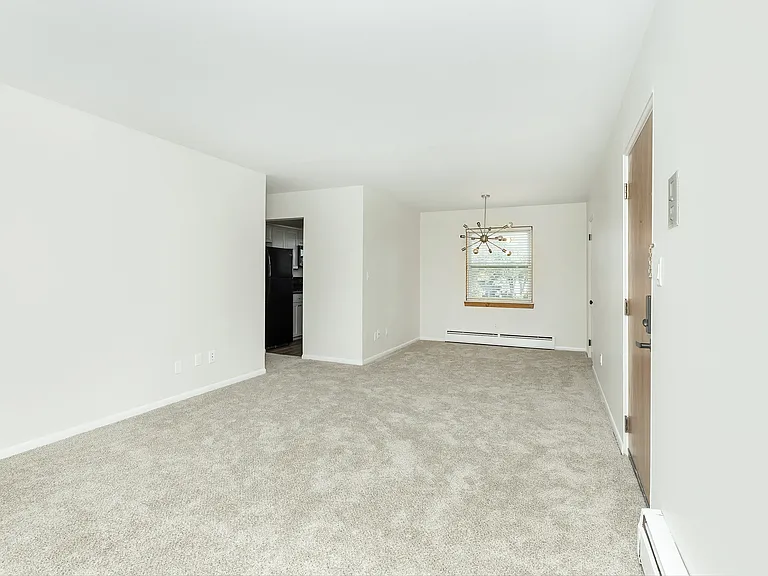 3220 Shenandoah Dr #12 — Photo 6