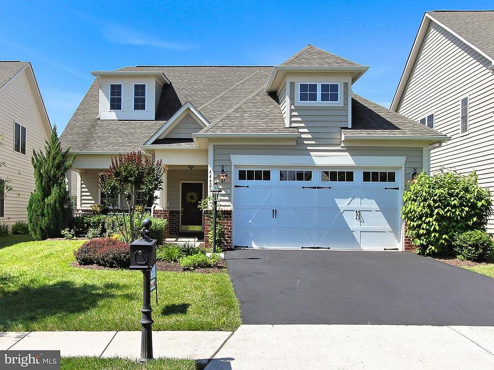 1st image of 44421 Blueridge Meadows Dr
