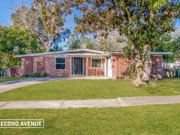 1224 Crown Dr, Jacksonville, FL 32221