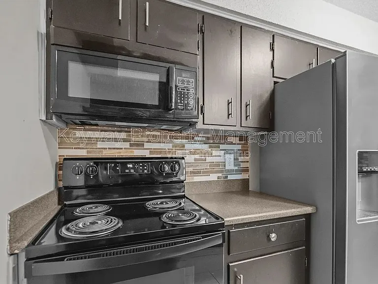 2918 Arrowhead Dr — Photo 10