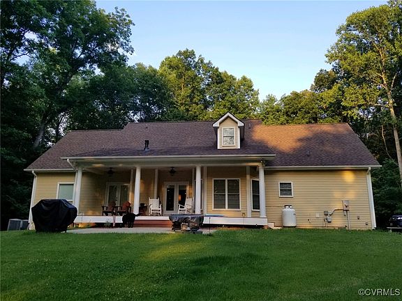 3rd image of 3708 Hester Dr