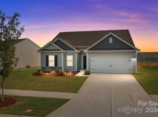 1036 Culver Spring Way, Charlotte, NC 28215