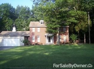 702 Gailen Dr, De Mossville, KY 41033