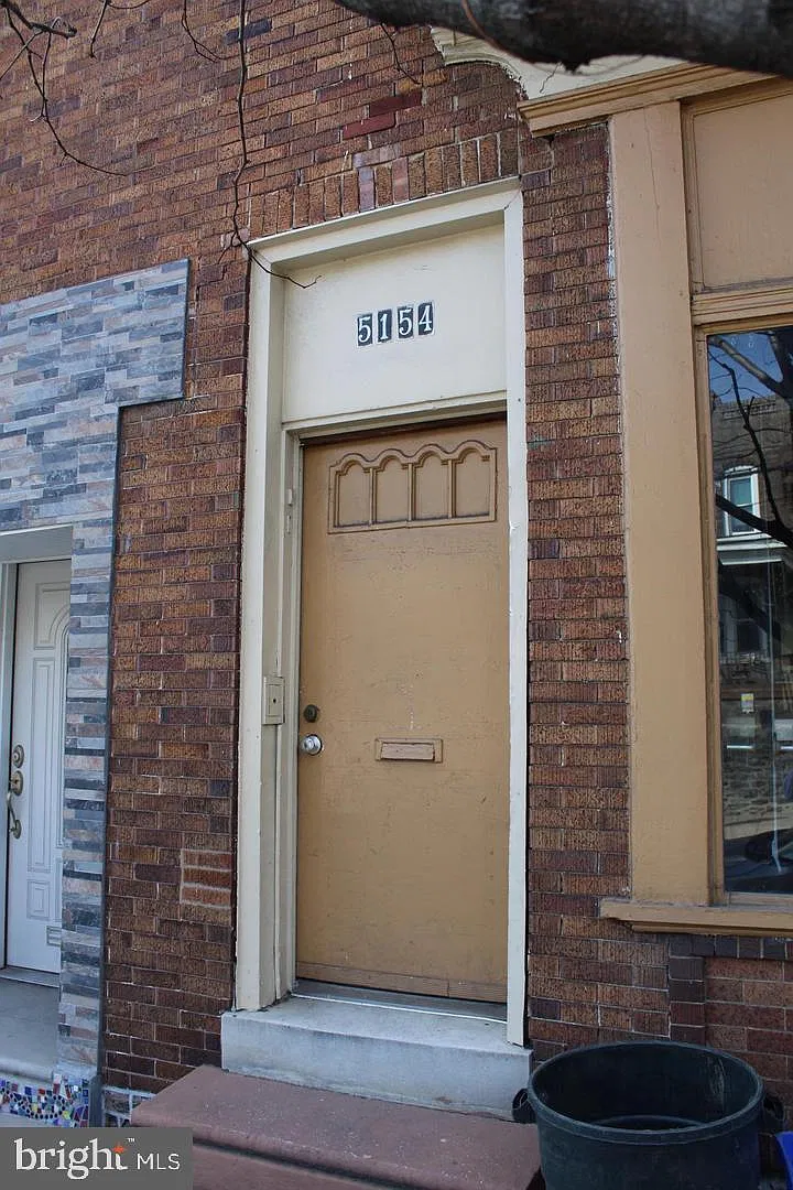 Studio, 1.0 bath, 400 sqft, $900 — Photo 1