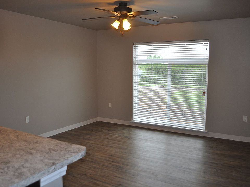 1st image of 591 State St Unit 209