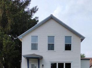 609 W Conant St, Portage, WI 53901