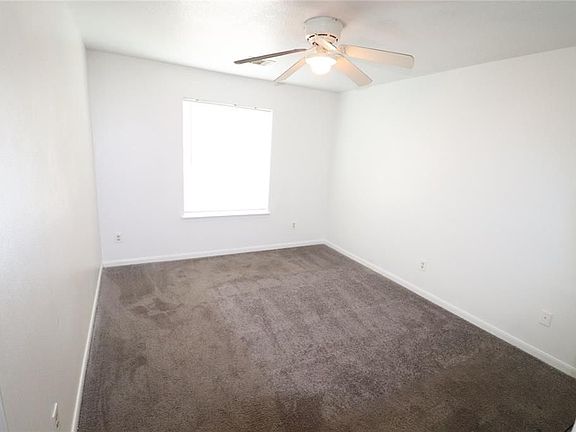 5th image of 4648 Galesburg St Unit A