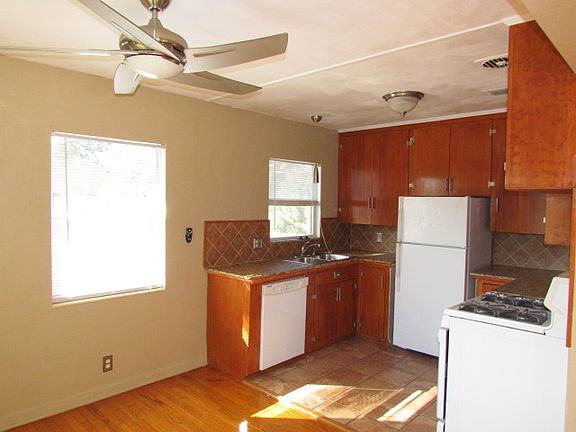 5th image of 2143 2nd Ave N