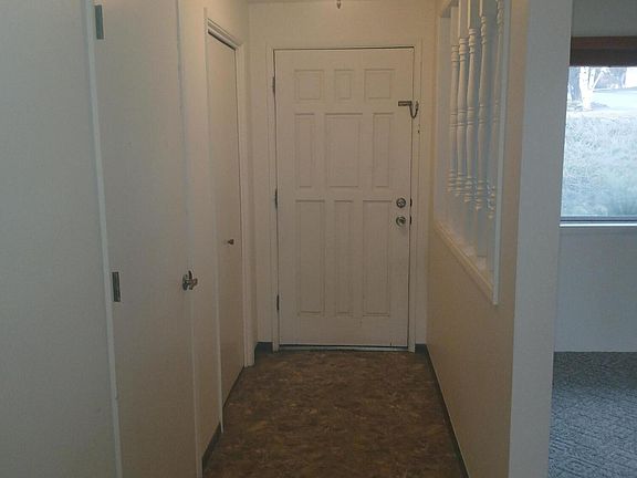 4th image of 2606 California Ave