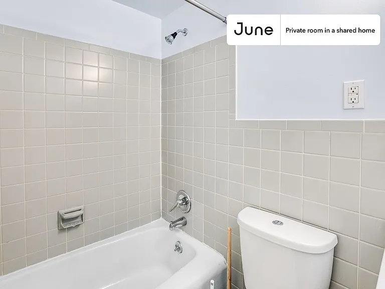 511 G St SW #E — Photo 12