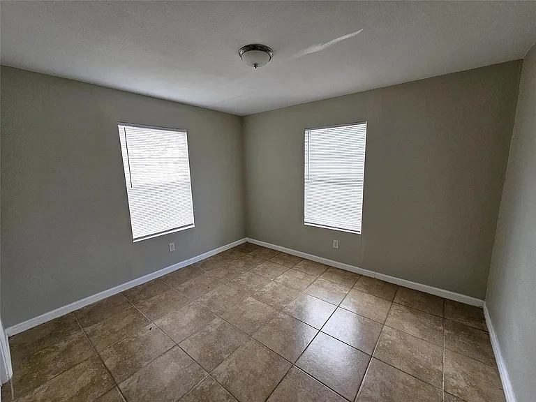 1500 Oleander Dr #A — Photo 11