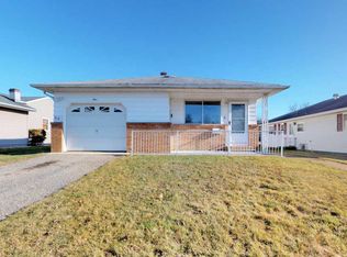 4 Leeward St, Toms River, NJ 08757