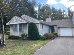 1301 Meadowview Dr UNIT 1301, East Windsor, CT 06088