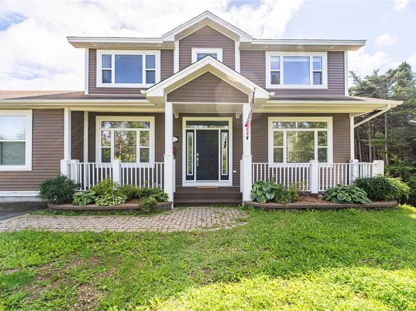 7 Sallesnik Lane, Torbay, NL A1K0B4