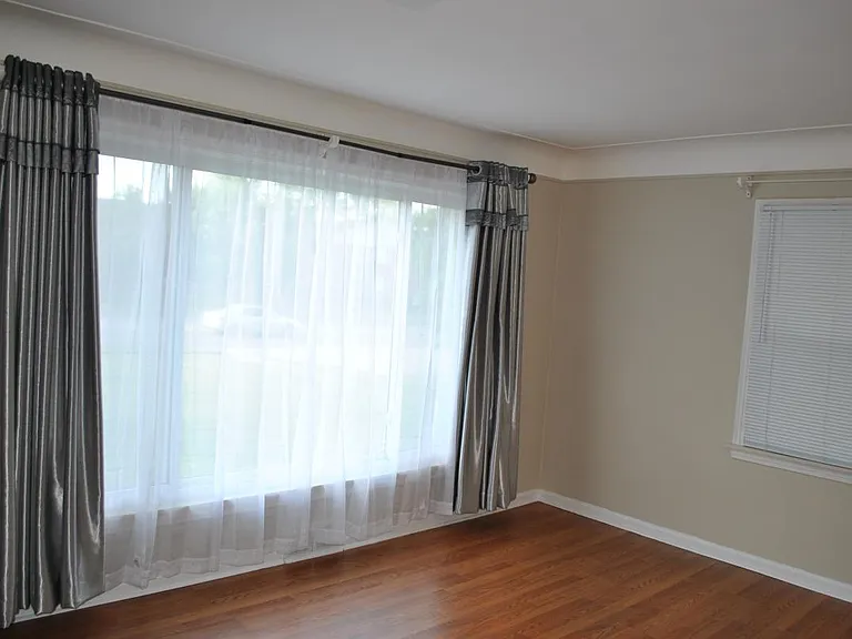 Living room 1