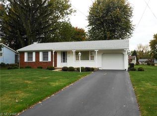 550 Janet Dr, Canfield, OH