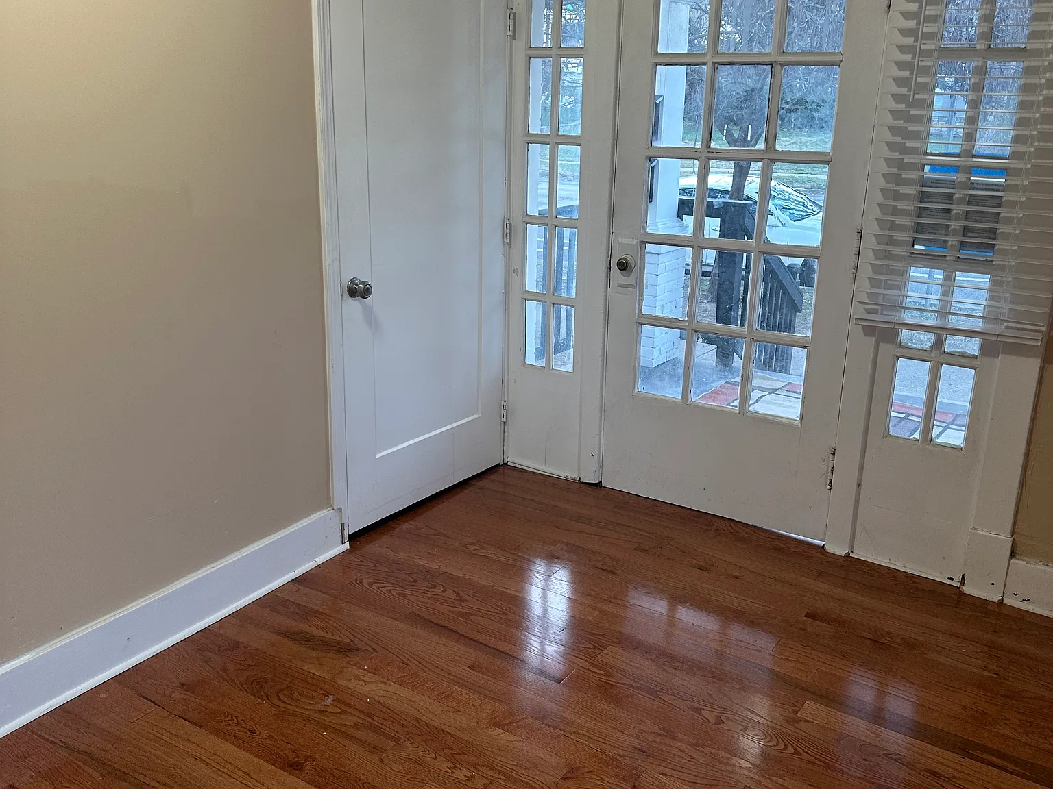 2 bed, 2200 sqft, $2,650 — Photo 2
