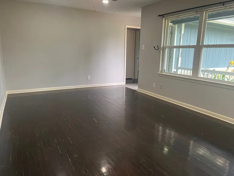 603 Center Way — Photo 5