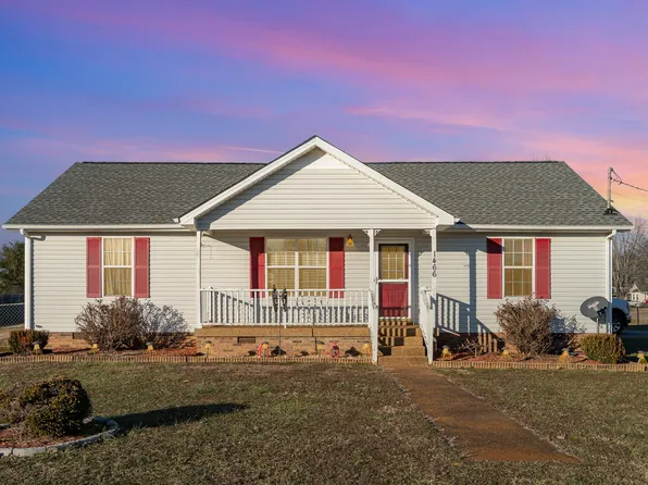 1466 Hunters Chase Dr, Chapel Hill, TN 37034