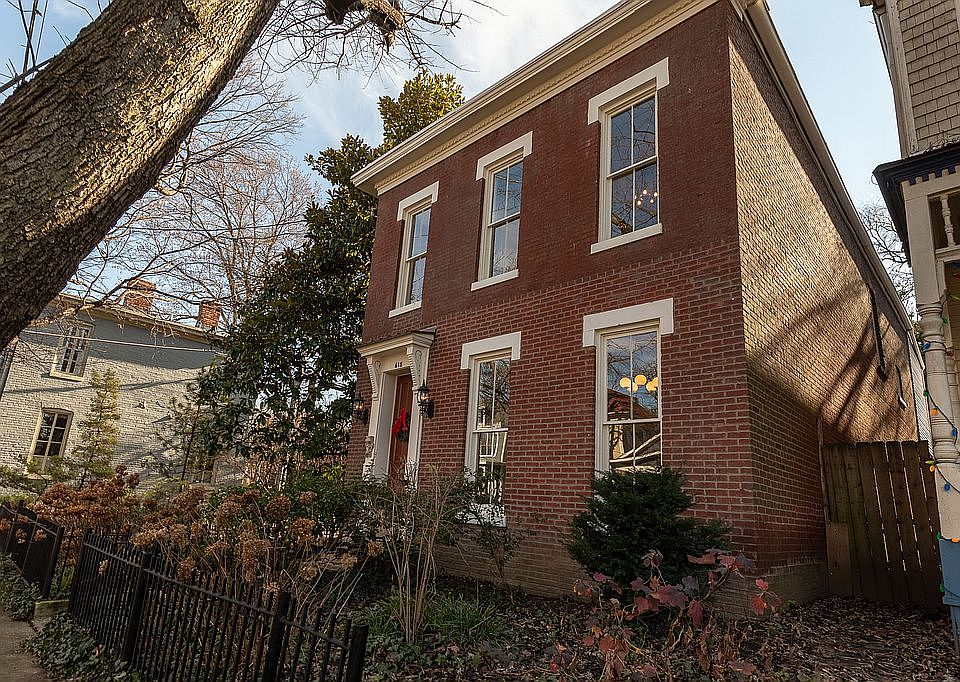 1st image of 618 Park Ave