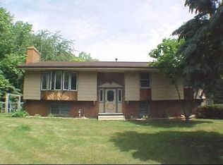 28W718 Army Trail Rd, West Chicago, IL 60185