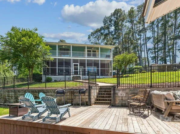 49571 Blackberry Rd, Norwood, NC 28128