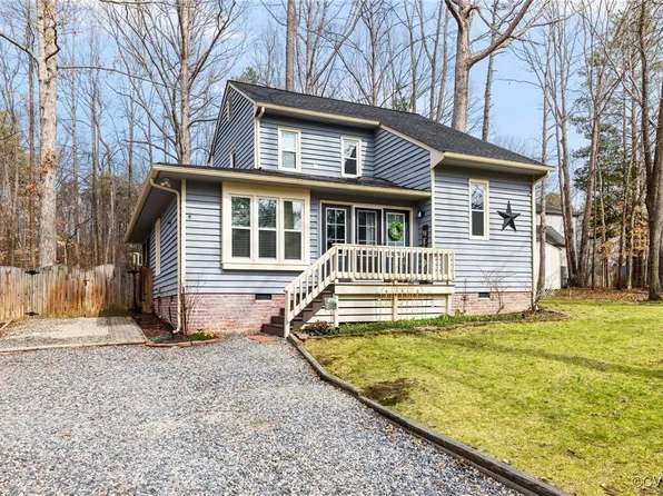 409 Yarrow Ln, North Chesterfield, VA 23236