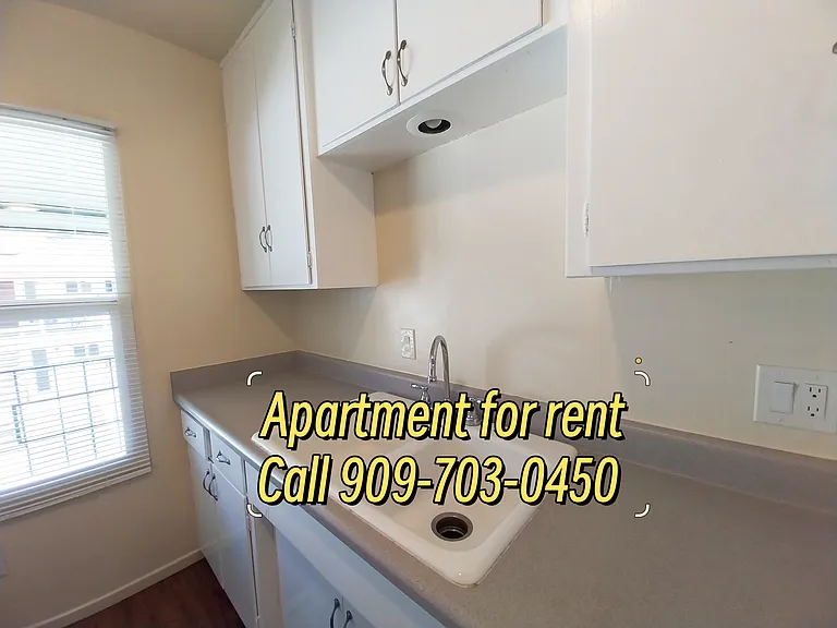 2993 N Garey Ave — Photo 9