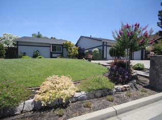 390 Mount Sequoia Pl, Clayton, CA 94517