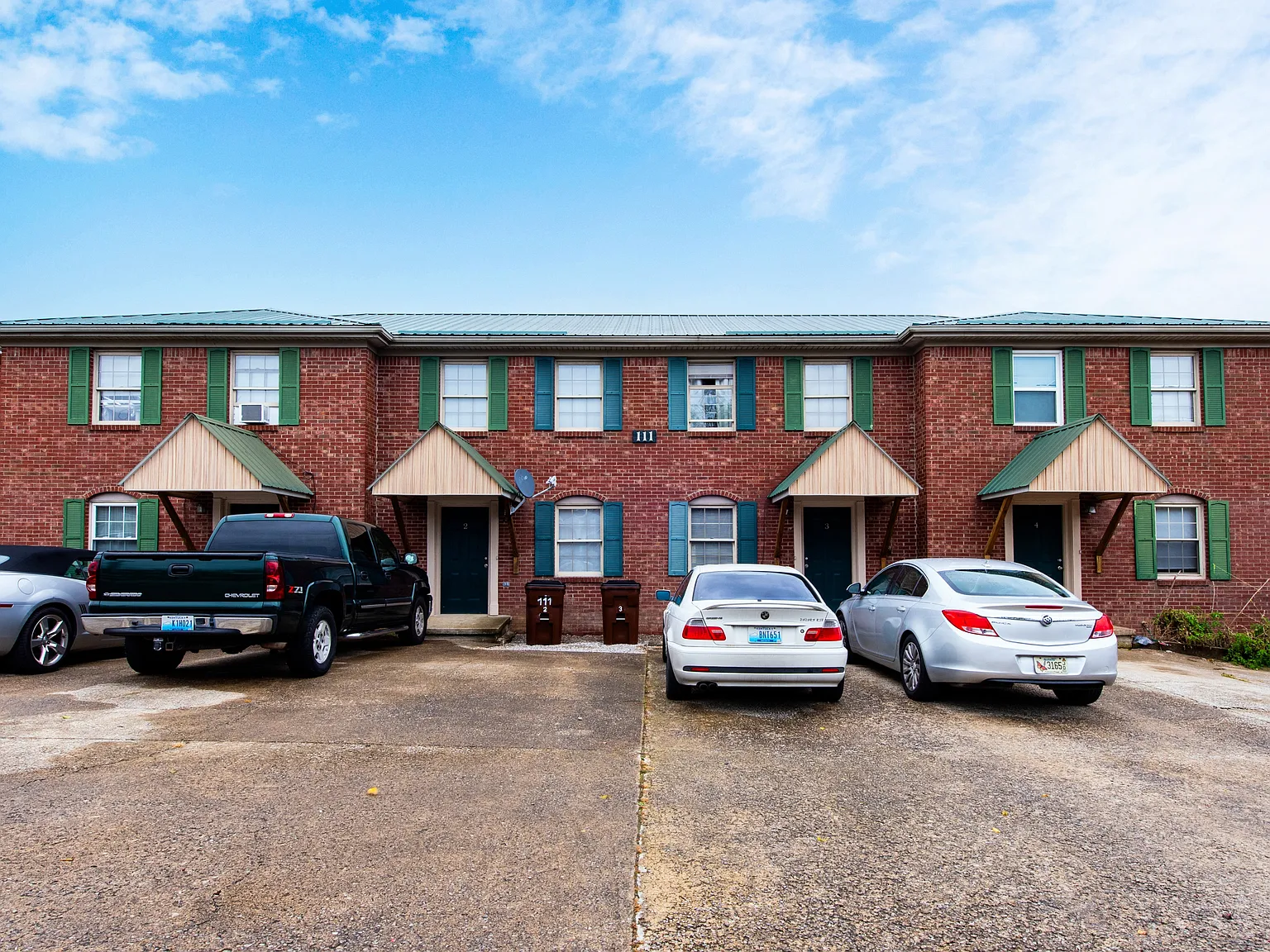 111 Manna Dr — Photo 1