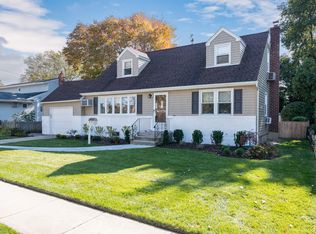 356 N Wyoming Ave, North Massapequa, NY 11758