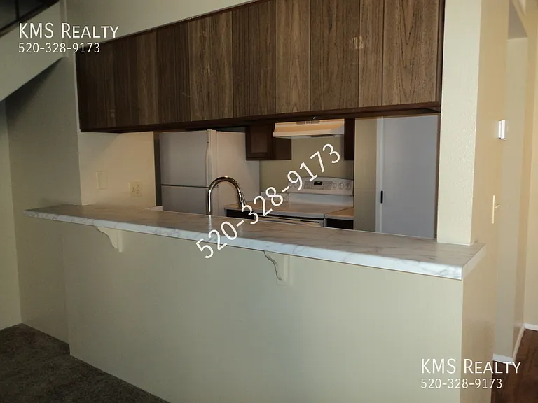 6609 E Calle Alegria #C — Photo 6