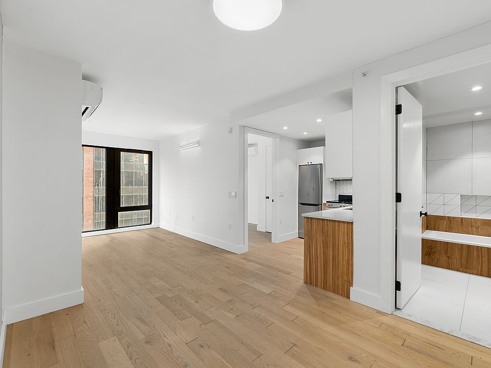1st image of 600 W 125th St #908
